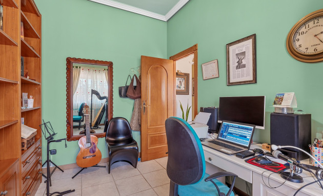 Resale - Detached Villa - Torrevieja - Torre La Mata
