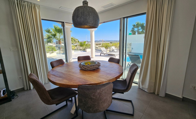 Reventa - Detached Villa - La Marina - La Marina - Urbanization