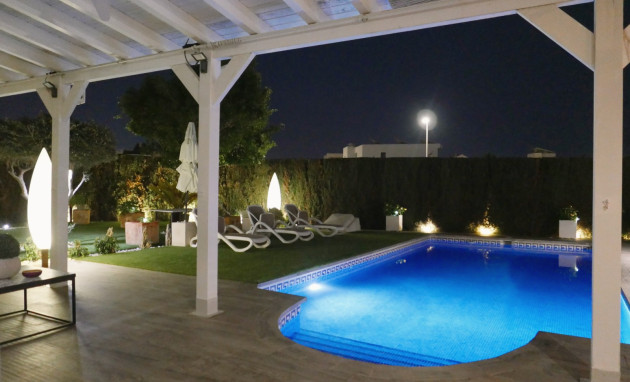 Herverkoop - Detached House / Villa - San Fulgencio - Urb. La Marina