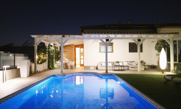Herverkoop - Detached House / Villa - San Fulgencio - Urb. La Marina