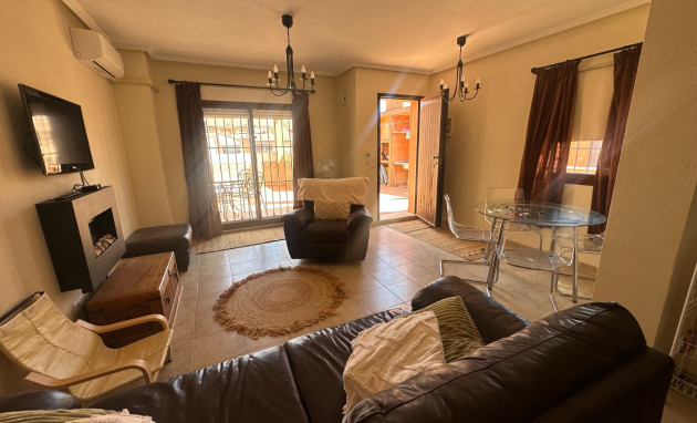 Resale - Apartment - Torrevieja - Aguas Nuevas