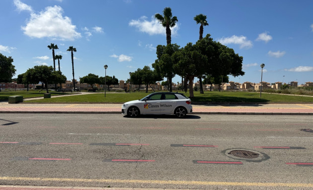 Resale - Apartment - Torrevieja - Aguas Nuevas