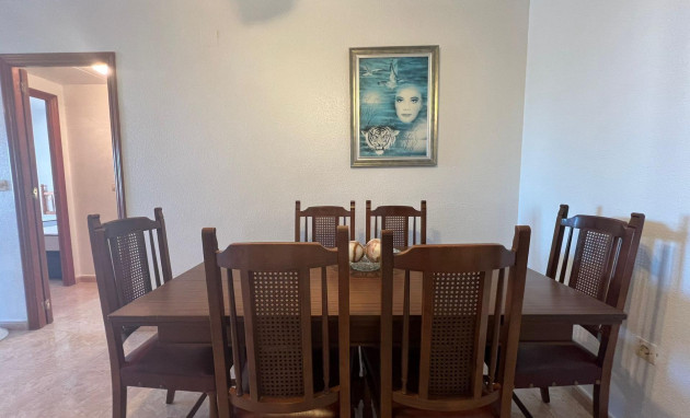 Resale - Apartment - Torrevieja - Acequion