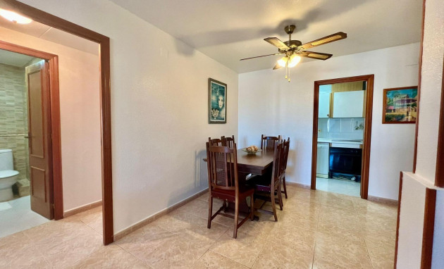 Resale - Apartment - Torrevieja - Acequion