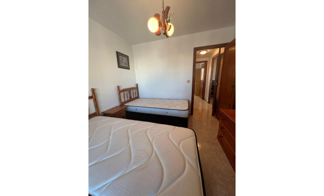 Resale - Apartment - Torrevieja - Acequion