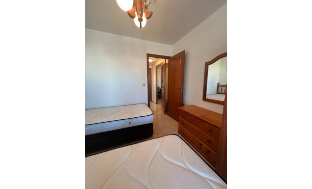 Resale - Apartment - Torrevieja - Acequion