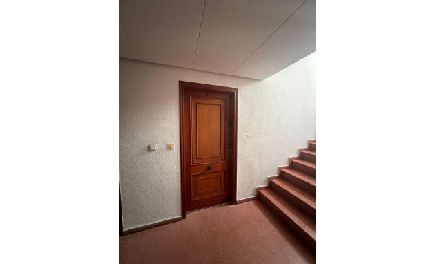 Resale - Apartment - Torrevieja - Acequion