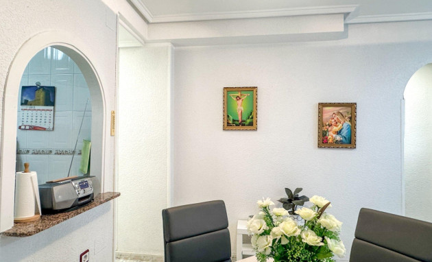 Herverkoop - Apartment - Torrevieja - Estacion de autobuses