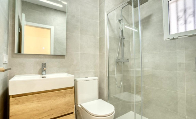 Herverkoop - duplex - Torrevieja - Playa del cura