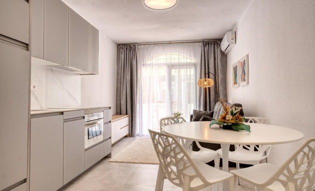 Herverkoop - duplex - Torrevieja - Playa del cura
