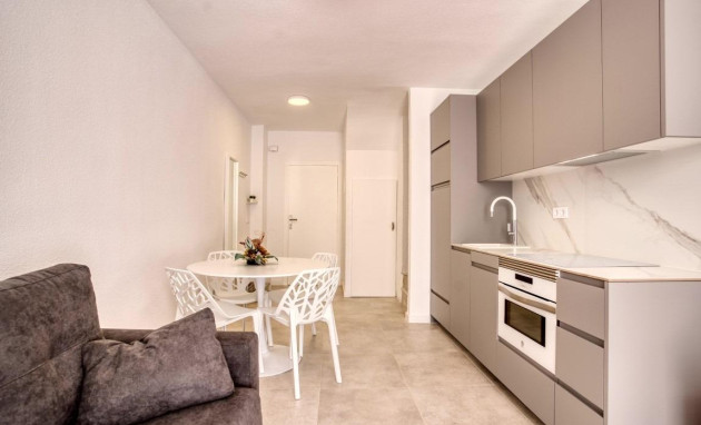 Herverkoop - duplex - Torrevieja - Playa del cura