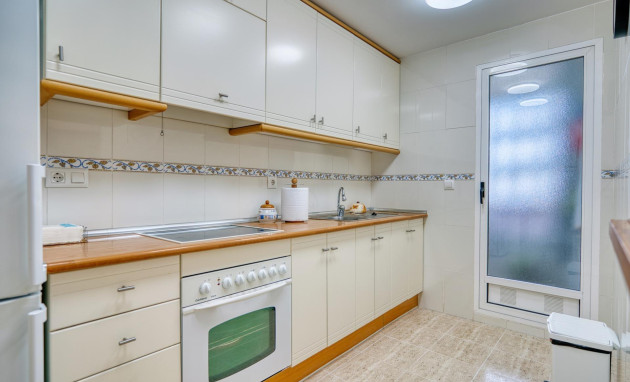 Herverkoop - Apartment - Torrevieja - Los Europeos