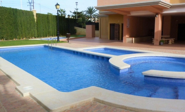 Herverkoop - duplex - Torrevieja - Los Frutales