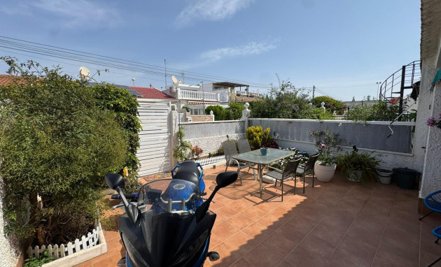 Herverkoop - Bungalow - Gelijkvloers - Torrevieja - La Siesta - El Salado - Torreta
