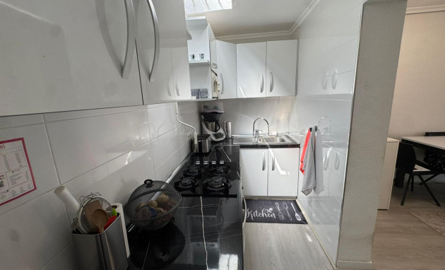 Herverkoop - Bungalow - Gelijkvloers - Torrevieja - La Siesta - El Salado - Torreta