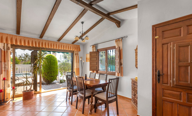 Herverkoop - Detached Villa - Orihuela Costa - Villamartin