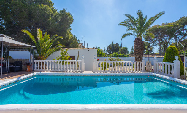Herverkoop - Detached Villa - Orihuela Costa - Villamartin