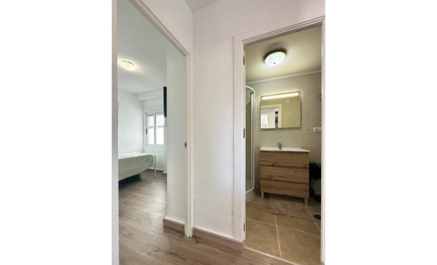 Herverkoop - Bungalow - Gelijkvloers - Orihuela Costa - La Zenia