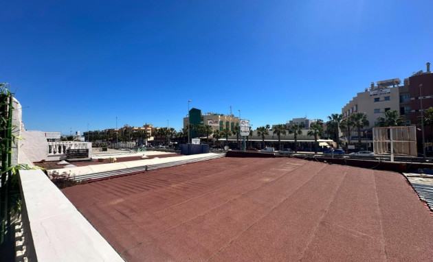 Herverkoop - Bungalow - Gelijkvloers - Orihuela Costa - La Zenia