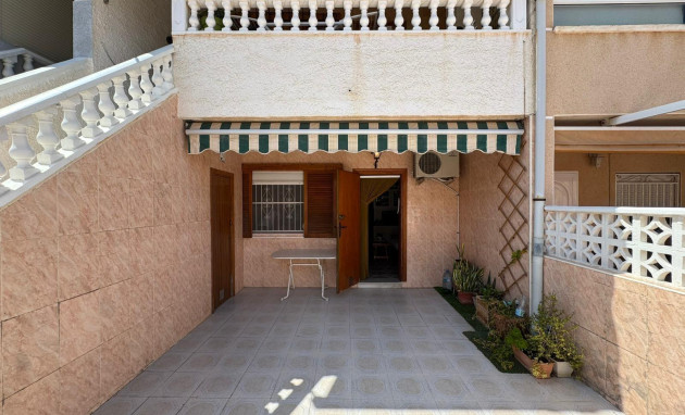 Herverkoop - Bungalow - Gelijkvloers - Torrevieja - Playa de los Naufragos
