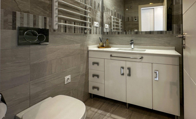 Herverkoop - Apartment - Torrevieja - Punta prima