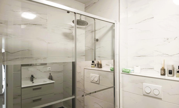 Herverkoop - Apartment - Torrevieja - Acequion