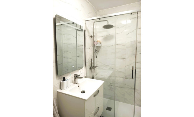Herverkoop - Apartment - Torrevieja - Acequion