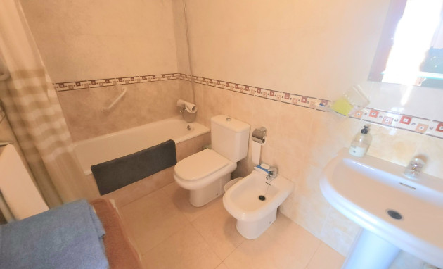 Herverkoop - Apartment - Almoradí