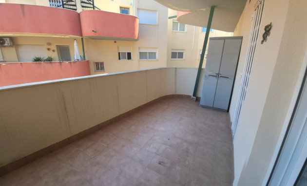 Herverkoop - Apartment - Almoradí