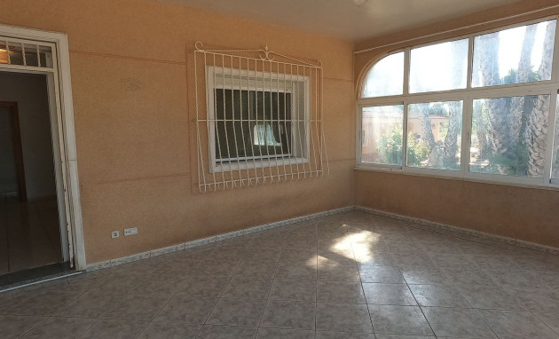 Herverkoop - Detached Villa - Dolores