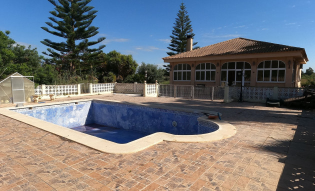 Herverkoop - Detached Villa - Dolores