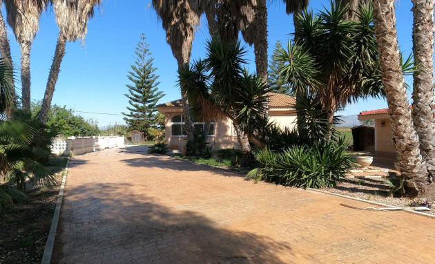 Herverkoop - Detached Villa - Dolores