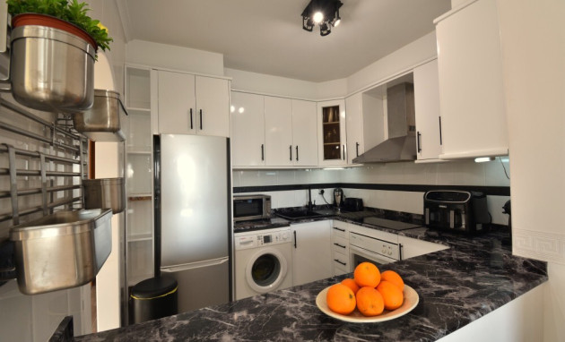 Herverkoop - Apartment - Formentera del Segura - Formentera - Village