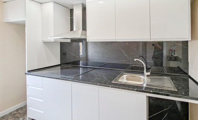Herverkoop - Apartment - Orihuela Costa - Playa Flamenca