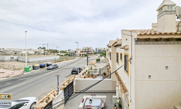 Resale - Bungalow - Groundfloor - Orihuela Costa