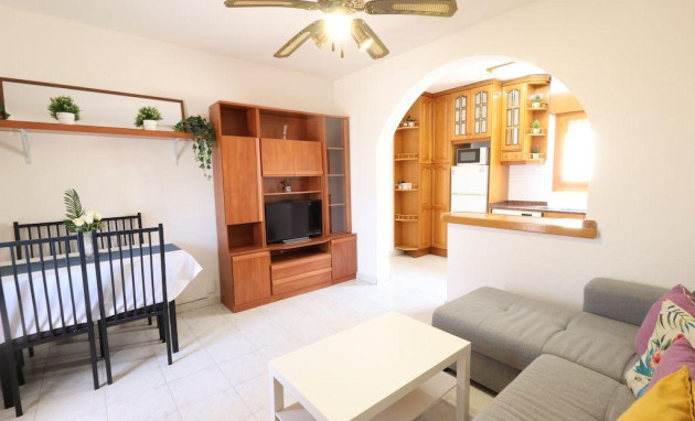 Herverkoop - Bungalow - Gelijkvloers - Torrevieja - La Siesta - El Salado - Torreta