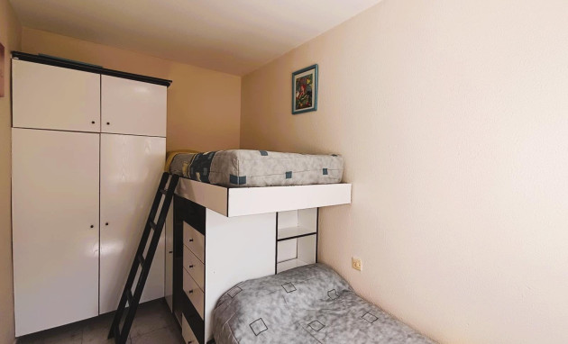 Herverkoop - Bungalow - Gelijkvloers - Torrevieja - La Siesta - El Salado - Torreta
