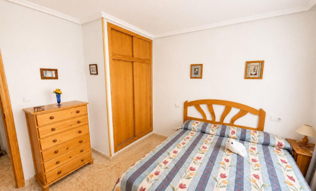 Herverkoop - Apartment - Torrevieja - Estacion de autobuses