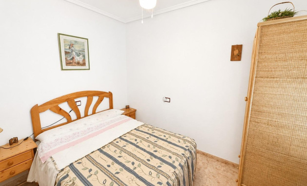 Herverkoop - Apartment - Torrevieja - Estacion de autobuses