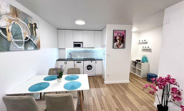 Resale - Apartment - Torrevieja - torrevieja
