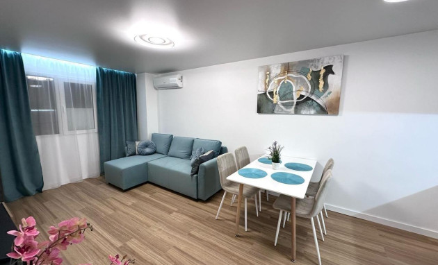 Resale - Apartment - Torrevieja - torrevieja