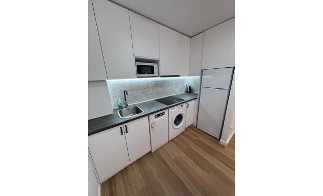 Resale - Apartment - Torrevieja - torrevieja