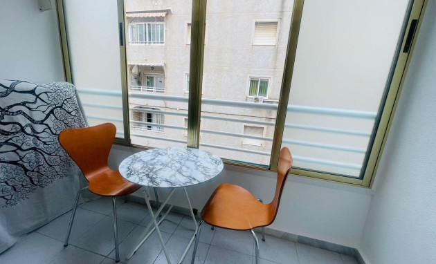 Herverkoop - Studio - Torrevieja - Acequion