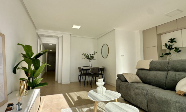 Resale - Apartment - Torrevieja - Torrevieja - Centre