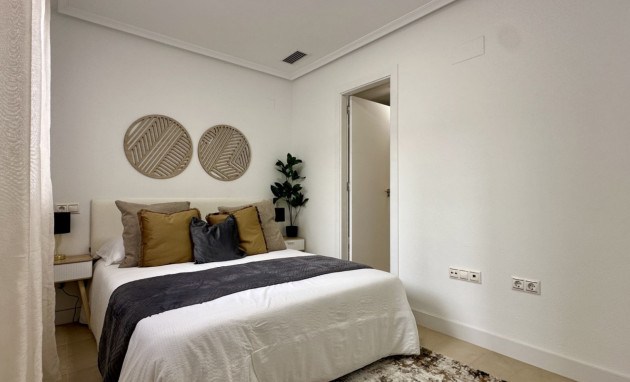 Resale - Apartment - Torrevieja - Torrevieja - Centre