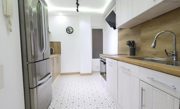 Herverkoop - Apartment - Torrevieja - Centro