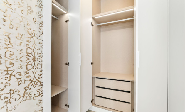 Reventa - Apartment - Torrevieja - Playa Del Cura
