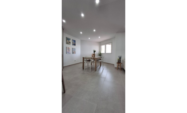 Herverkoop - Apartment - Torrevieja - Playa Acequion