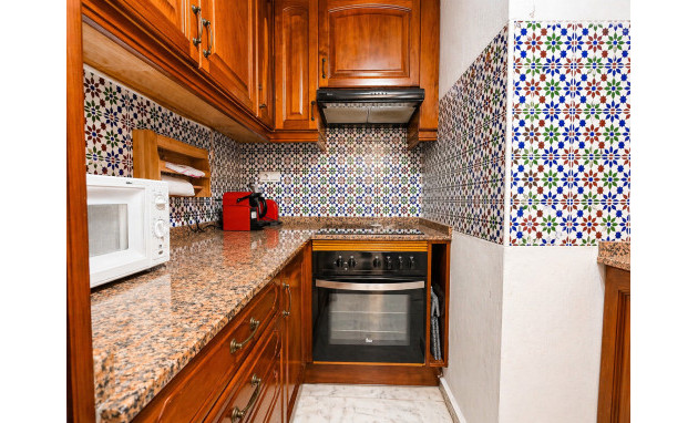 Resale - Apartment - Torrevieja - Playa Los Locos