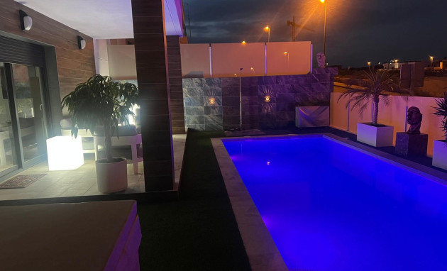 Herverkoop - Detached Villa - Los Montesinos - Entre Naranjos / Vistabella Golf